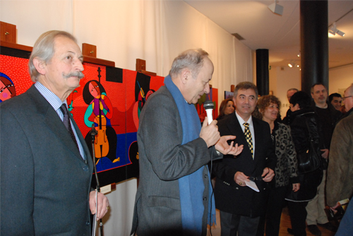 Mgr Dubost, M. Des Garêts et Garo au musée Paul Delouvrier